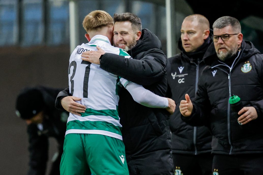 欧会杯| 欧战赛史最年轻进球者  16岁努南刷卢卡库纪录