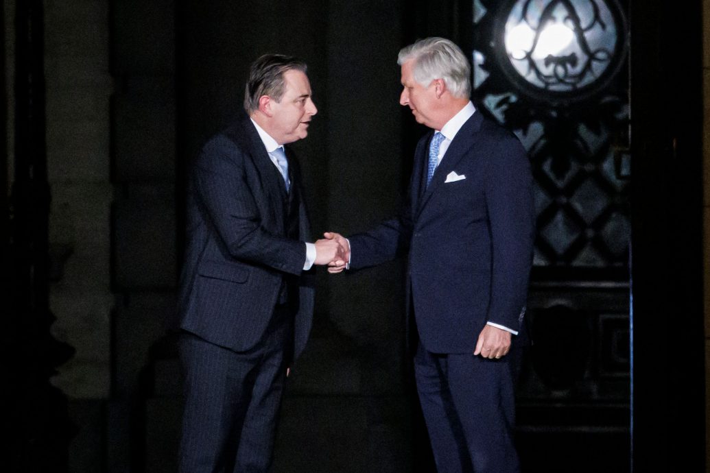 比利时5党达联合执政协议 选后8个月终有新政府