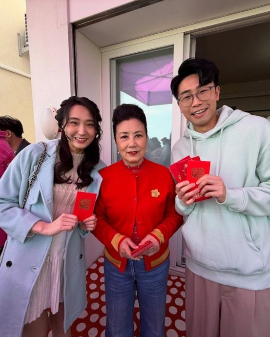 汪阿姐年初二开放门户 近50艺人挤爆豪宅