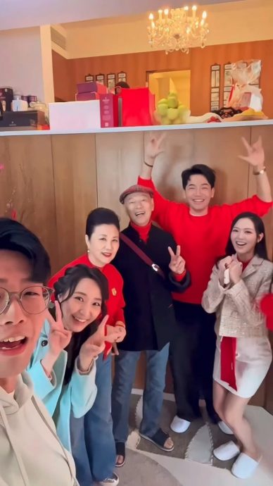 汪阿姐年初二开放门户 近50艺人挤爆豪宅