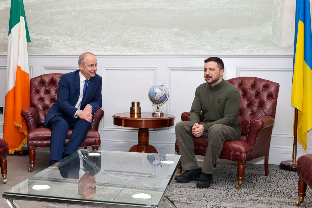 泽连斯基抵美 美乌矿产协议存分歧 特朗普拒承诺保障乌安全 /主