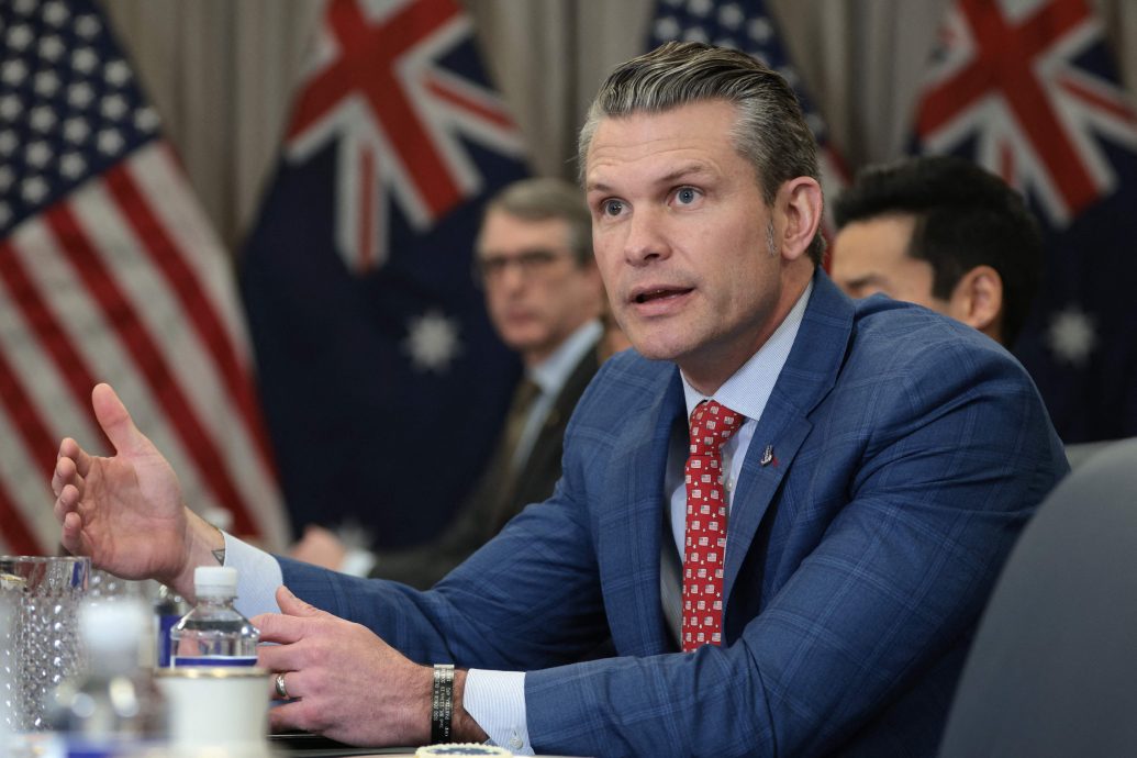 特朗普“铁三角”将访欧 料将公布对乌承诺