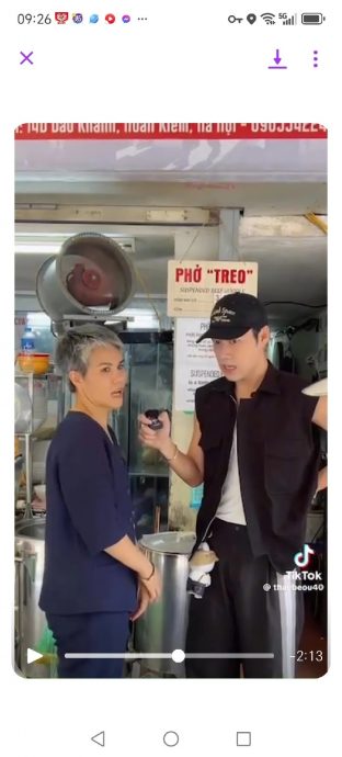 王菲河内卖粥？网呼：谢霆锋都要愣3秒！