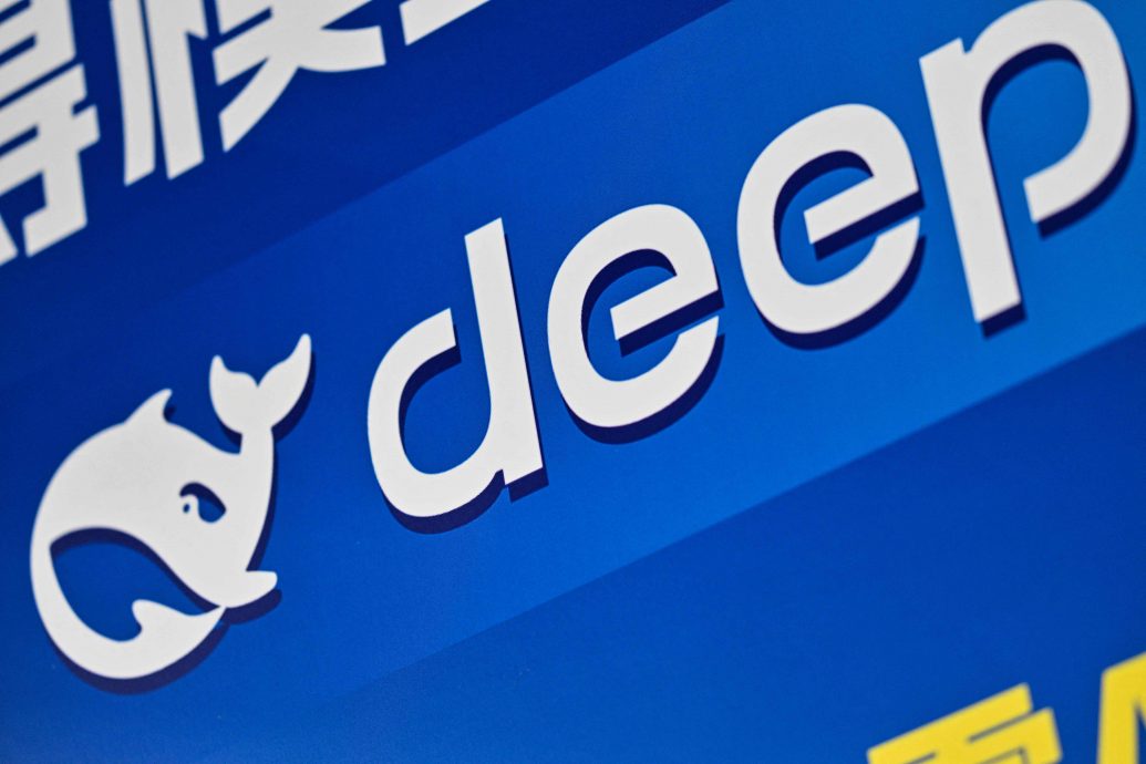 病人用DeepSeek挑战医生 医生叹“离下岗不远了” 专家:临床经验仍难取代