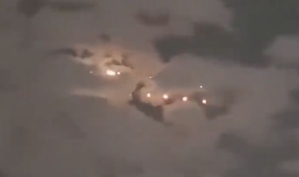 福建拍到一群“不明飞行物体”　会排“阵形”还越来越多！