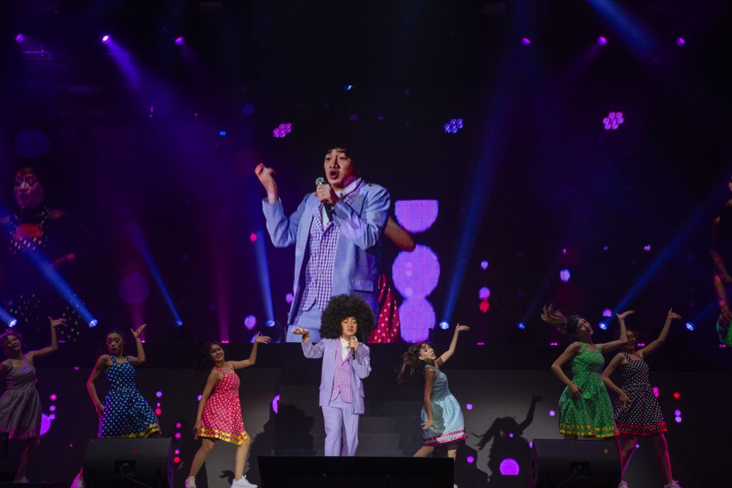 福禄寿重返云顶“扮嘢” 王祖蓝自嘲身高不如女儿