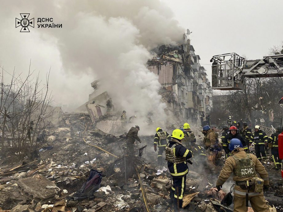 维护民主 美冀乌本年底前恢复举行选举