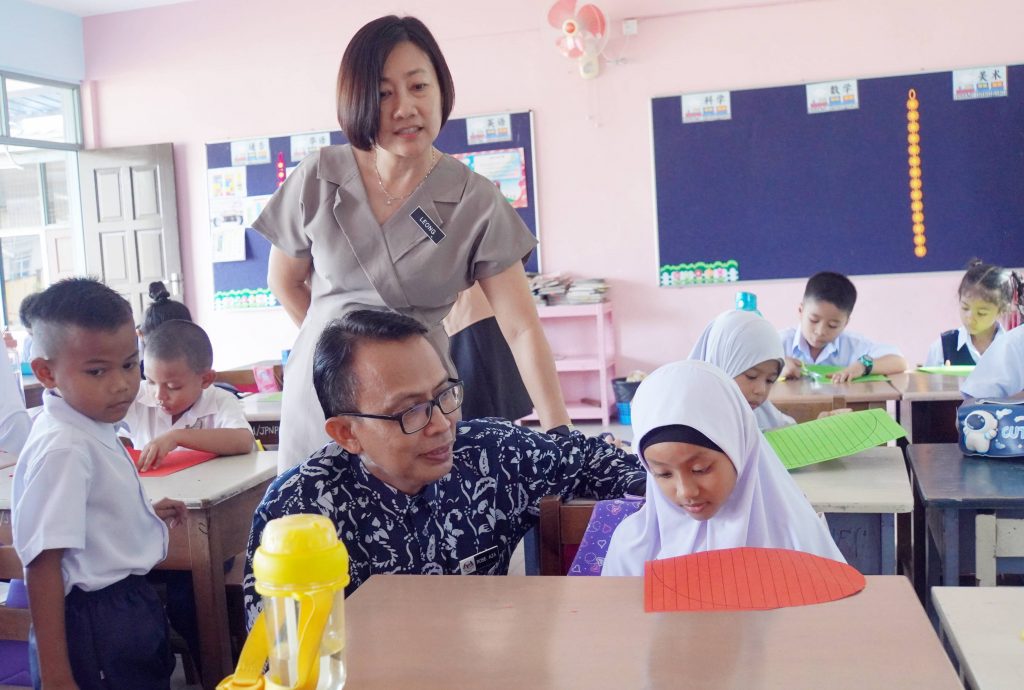 罗斯阿扎：玻华小友族生渐增是特殊趋势，多元种族同一校园从小培养团结和谐共处最佳平台