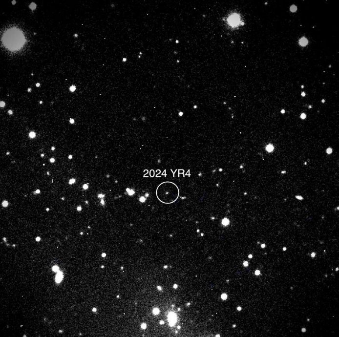 美航天局最新测算：小行星撞地球风险基本排除