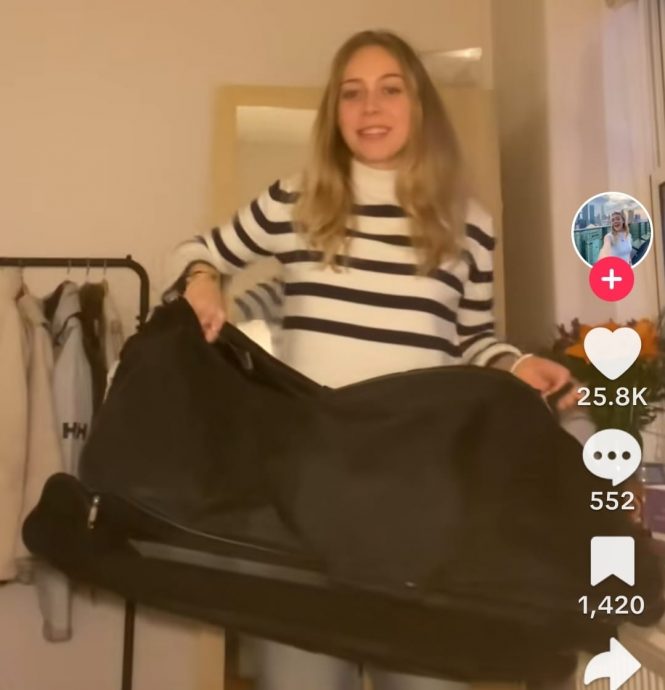 英国女子狂大马28公斤零食回国