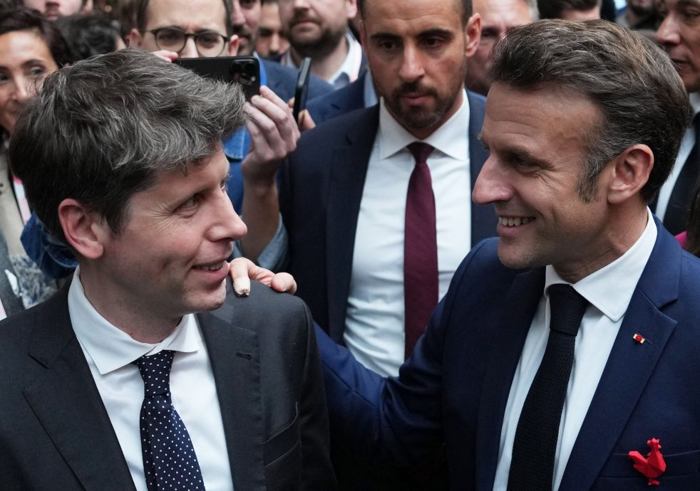 英美拒绝在人工智能峰会公报签字 万斯批欧盟监管过严