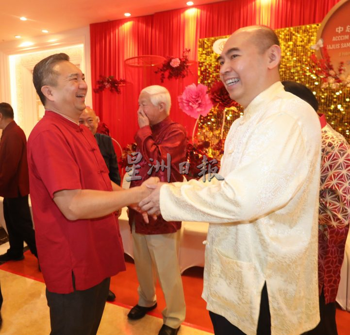 中总新春联欢午宴/戴良业和欧阳玉靖