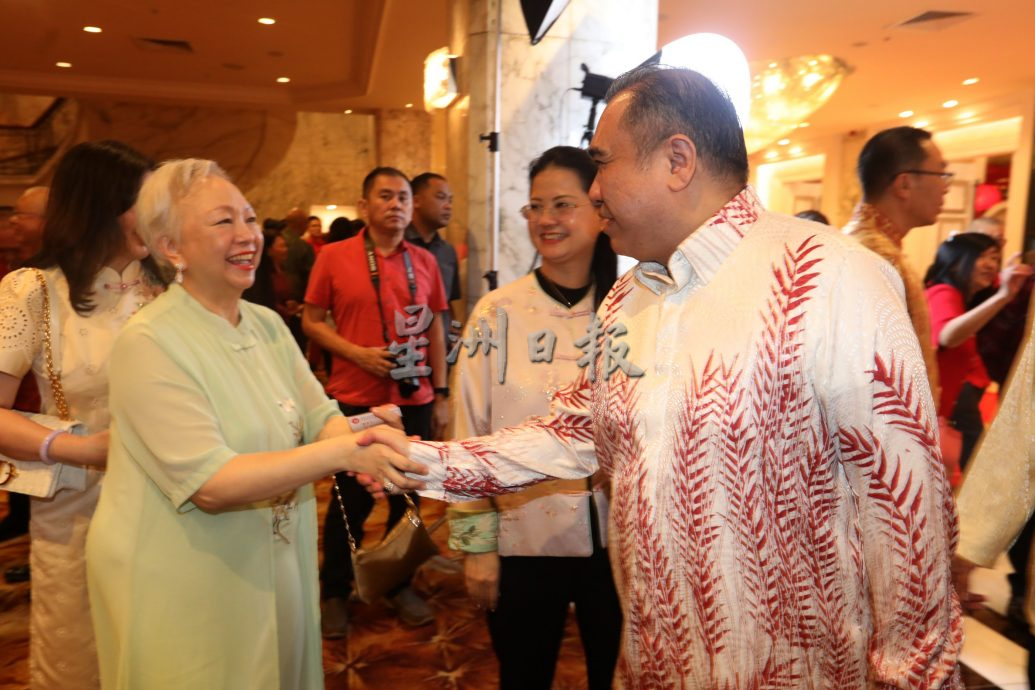 中总新春联欢午宴/戴良业和欧阳玉靖