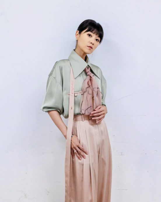 被狮城狂迷跟踪抢行李 曹雅雯吓到报警直喊：你很恐怖