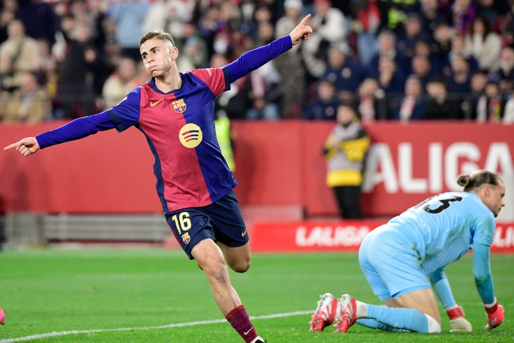 西甲|4比1大胜塞维利亚  巴塞重返争冠行列