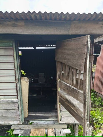 视察安装大直弄益华华小太阳能系统准备工作 为老师们照明