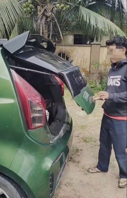 视频|男子携子驾长途回乡 放婴儿椅让孩子躺睡后车厢