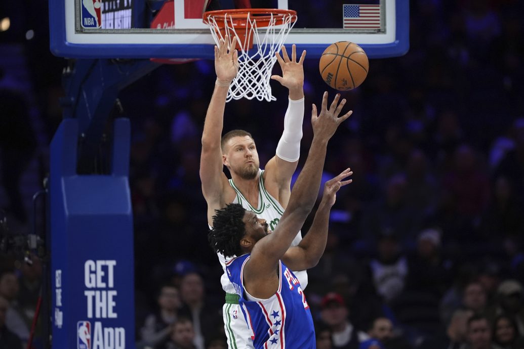 詹皇 里夫斯合砍72分  东契奇缺阵湖人胜了