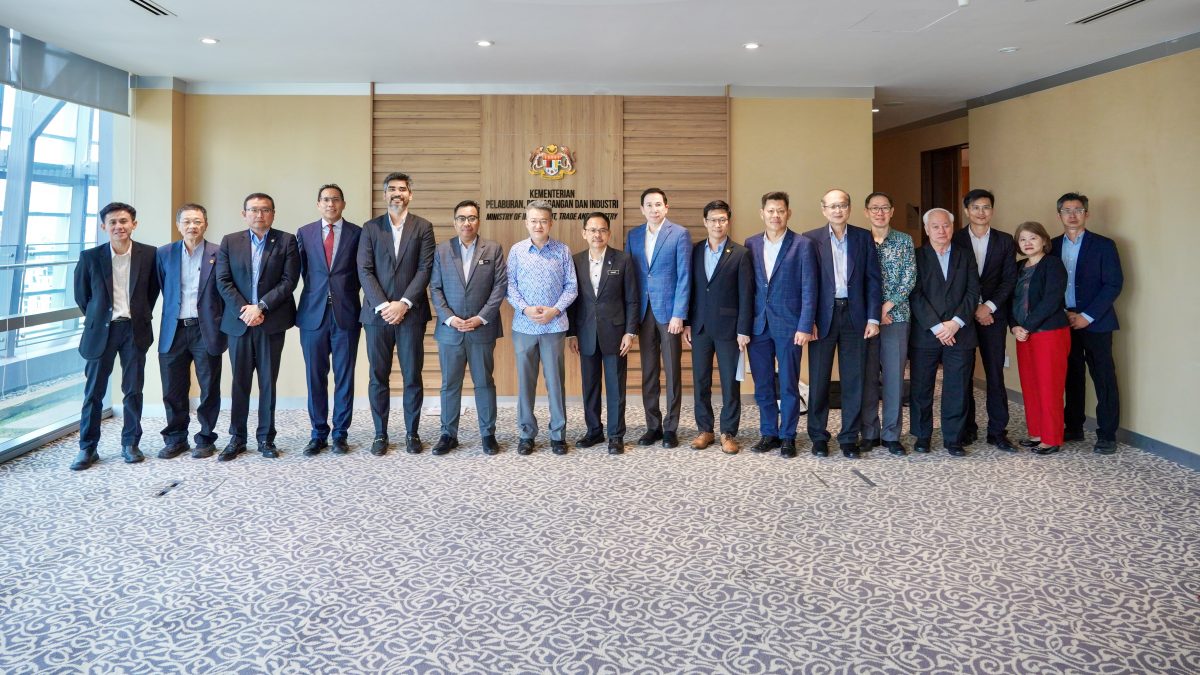 贸工部副部长刘镇东与马来西亚钢铁工业联合会（MISIF）和马来西亚钢铁协会（MSA）就美国关税政策等课题