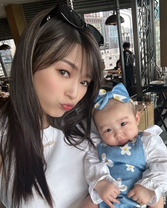 连诗雅母女年初一发高烧 感激老公陈家乐贴心照顾