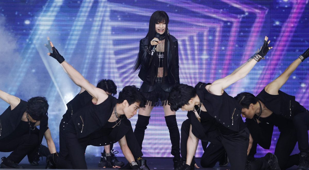 锺洁希官宣“双喜” 预告马来天后当个唱嘉宾