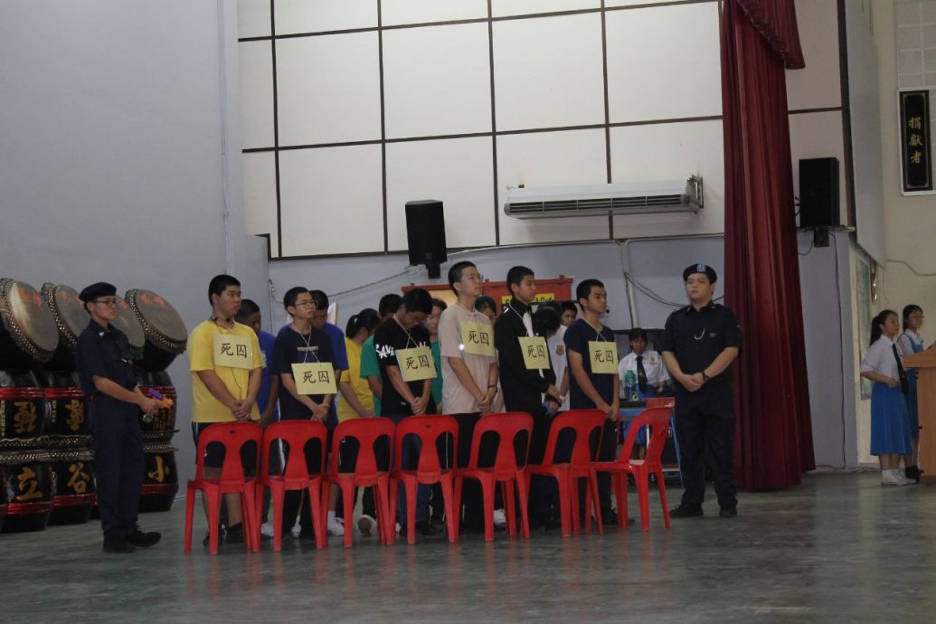 霹：学海学记/校园报道/模拟场景亲身经历  兴中杜绝校园霸凌