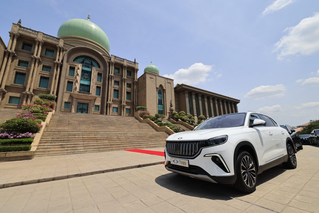 （ 补土耳其总统谈话） 希望Togg成为土马合作目标