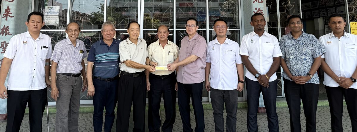 (全国版)林冠英:应惩处护士制服供应商