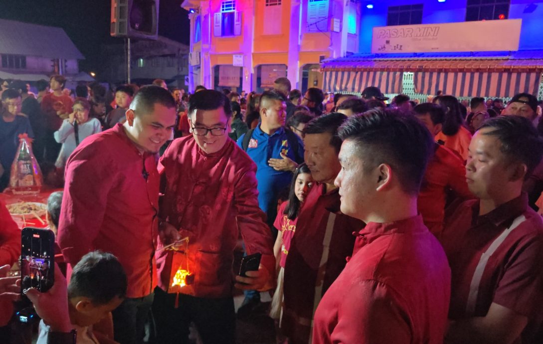 (全国)办新春活动迎来三大民族,阿克马:教育后代认识彼此文化,以便互相尊重