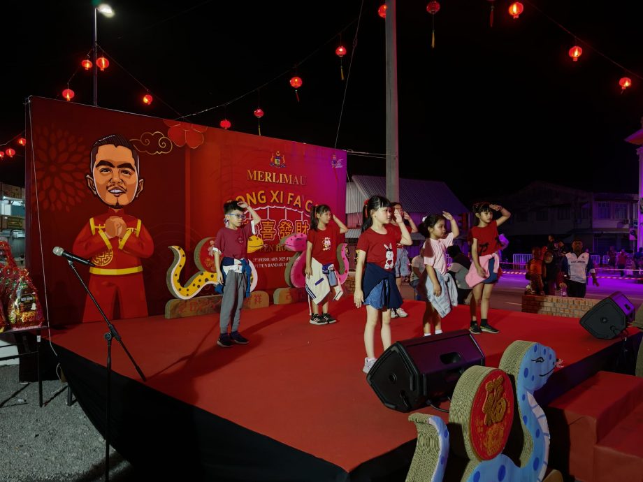 (全国)办新春活动迎来三大民族,阿克马:教育后代认识彼此文化,以便互相尊重