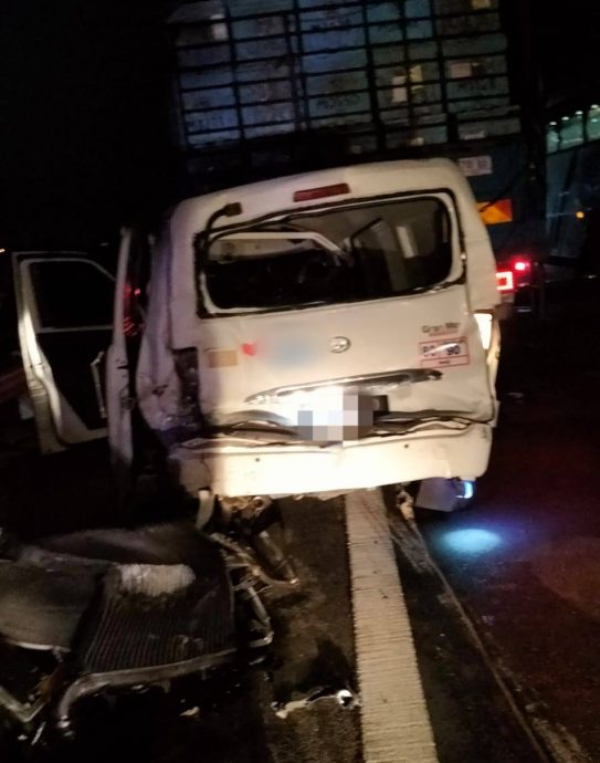 (大北马)南北大道4车连环撞,酿1死1伤悲剧。
