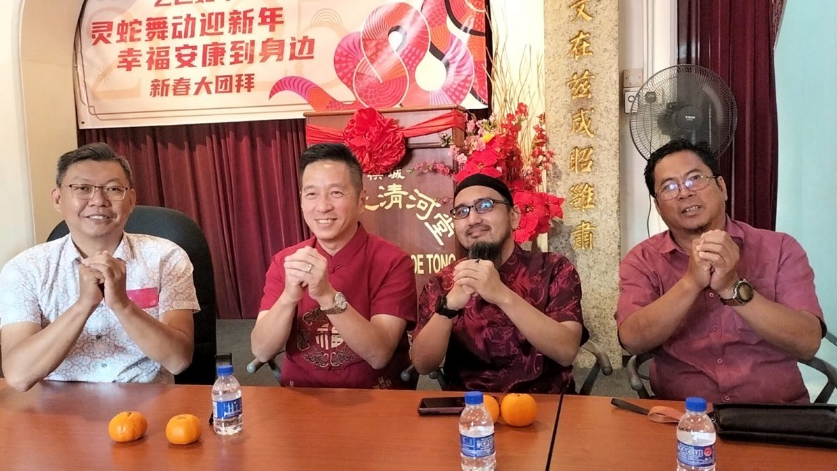 (大北马)槟伊党领袖出席张氏清河堂新春团拜