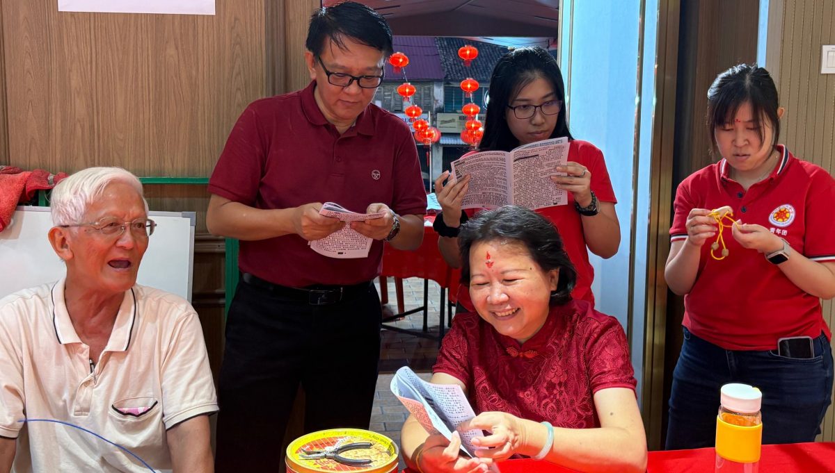 (大北馬)檳華堂舉辦元宵慶典 拋柑許願與民眾互動慶祝傳統節日