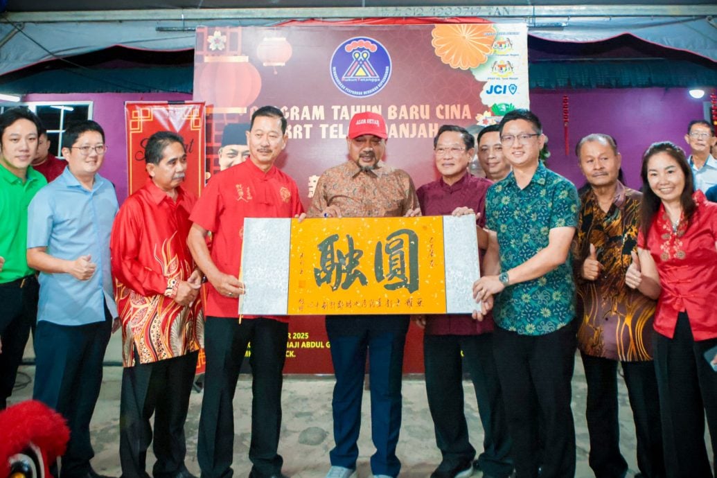 (大北马)直落湾也巴刹楼上空摊格多,主席盼市政厅来找对策解决
