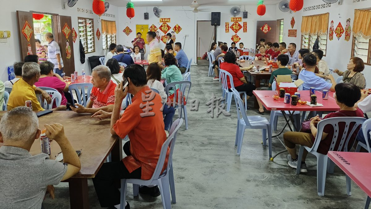 NS庇朥 / 巴力丁宜(港尾)新村新春团拜,获得超过200人当地村民及前村民同欢共庆。