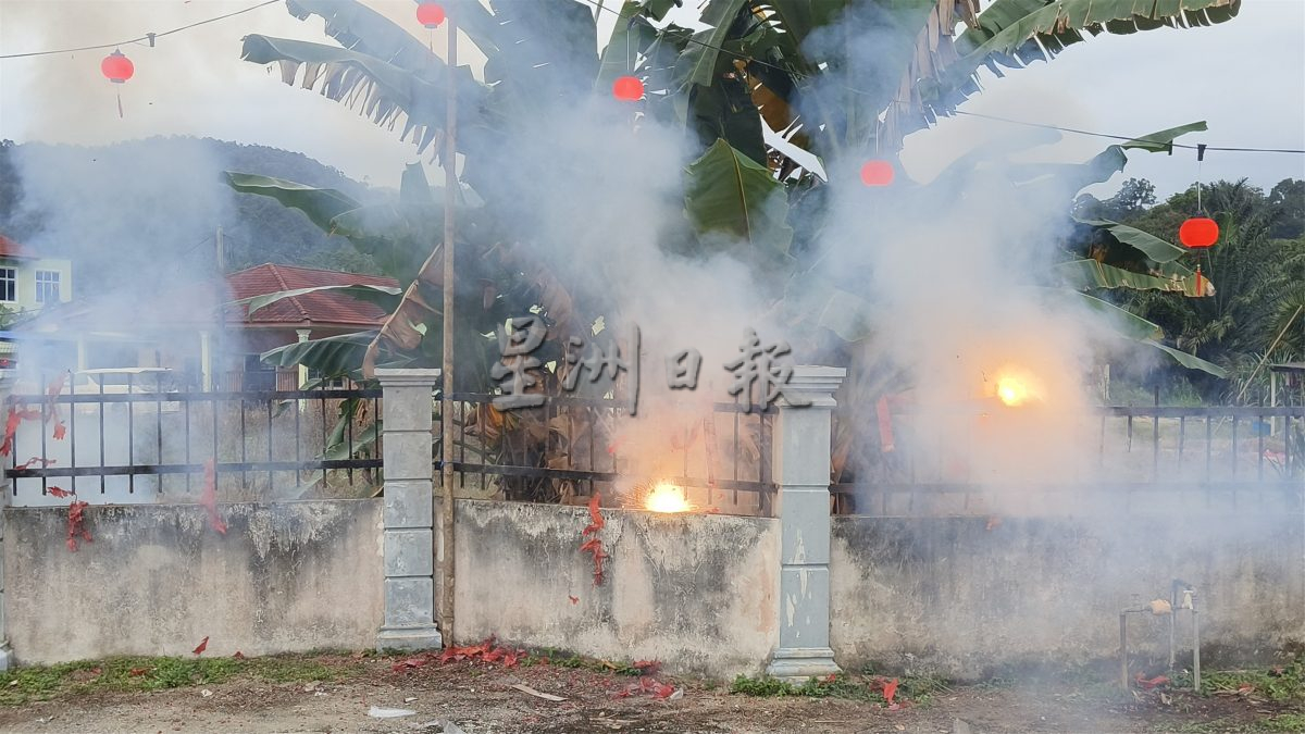 NS庇朥 / 巴力丁宜(港尾)新村新春团拜,获得超过200人当地村民及前村民同欢共庆。