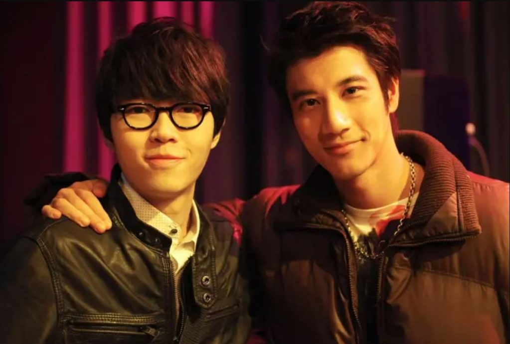 1个月前痛失姐姐大S　小S悼念方大同惹鼻酸