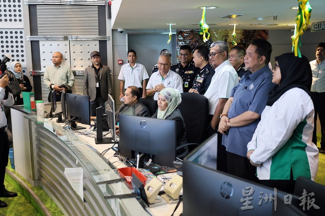 220万车上南北大道 327起现开斋节回乡潮