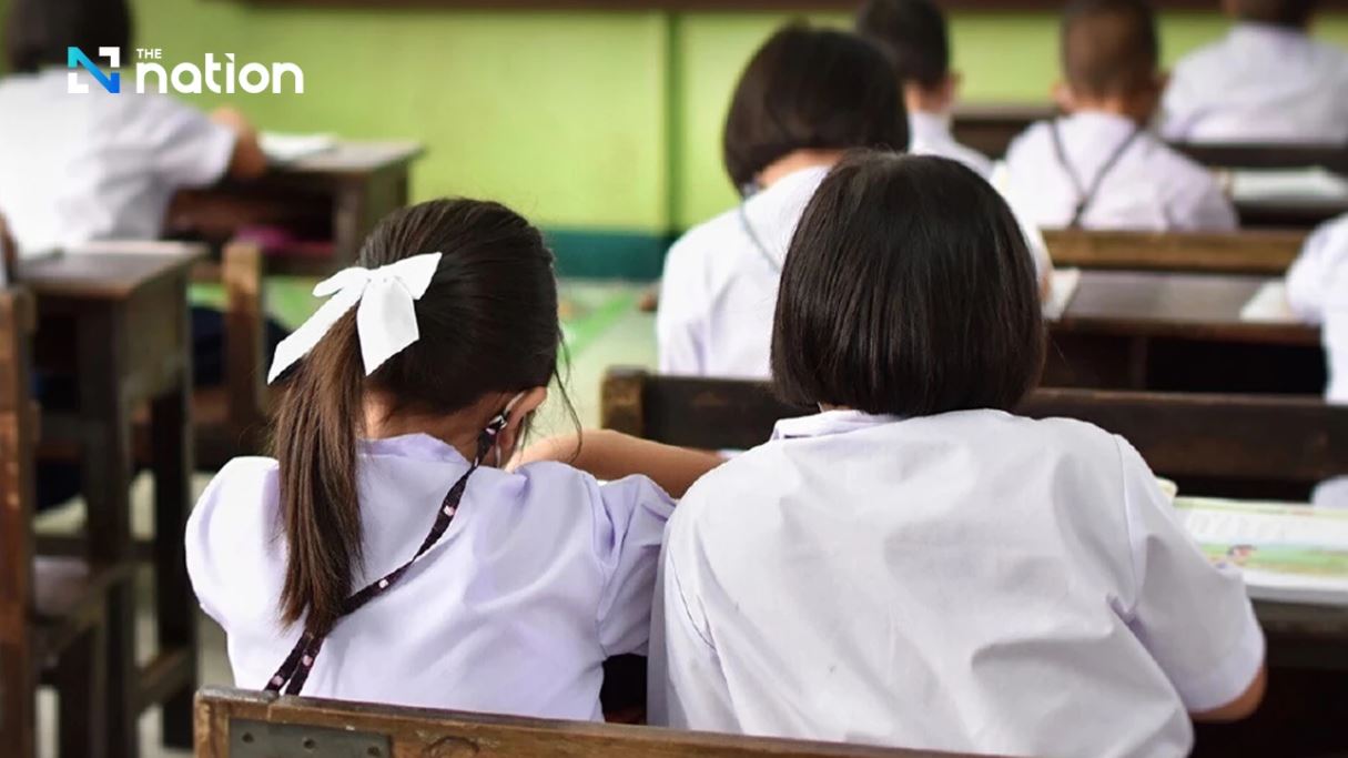 40余年规定被推翻 泰国学生可留长发了