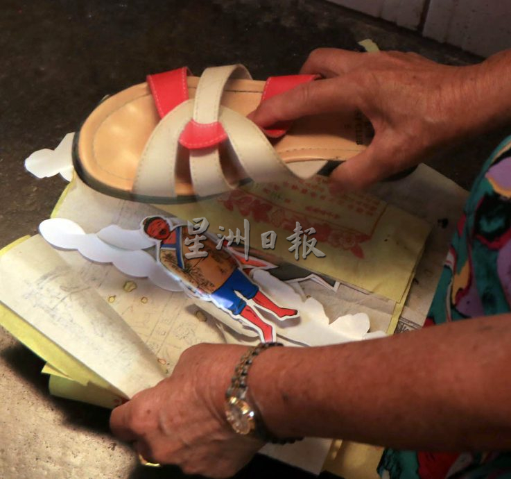 星角摄/惊蛰节:从“暴力击退”到“温和化解”的民俗蜕变