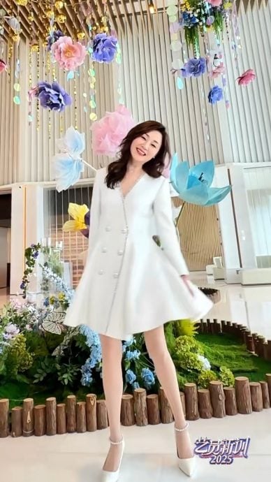 万绮雯惊喜亮相无线真人秀 网求复出拍剧