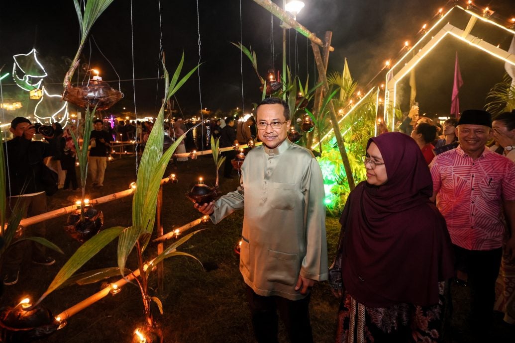 东：登州政府建议旅游部把登州开斋节油灯节（Pelita Raya）列入2026年大马旅游年旅游月历的主要活动。