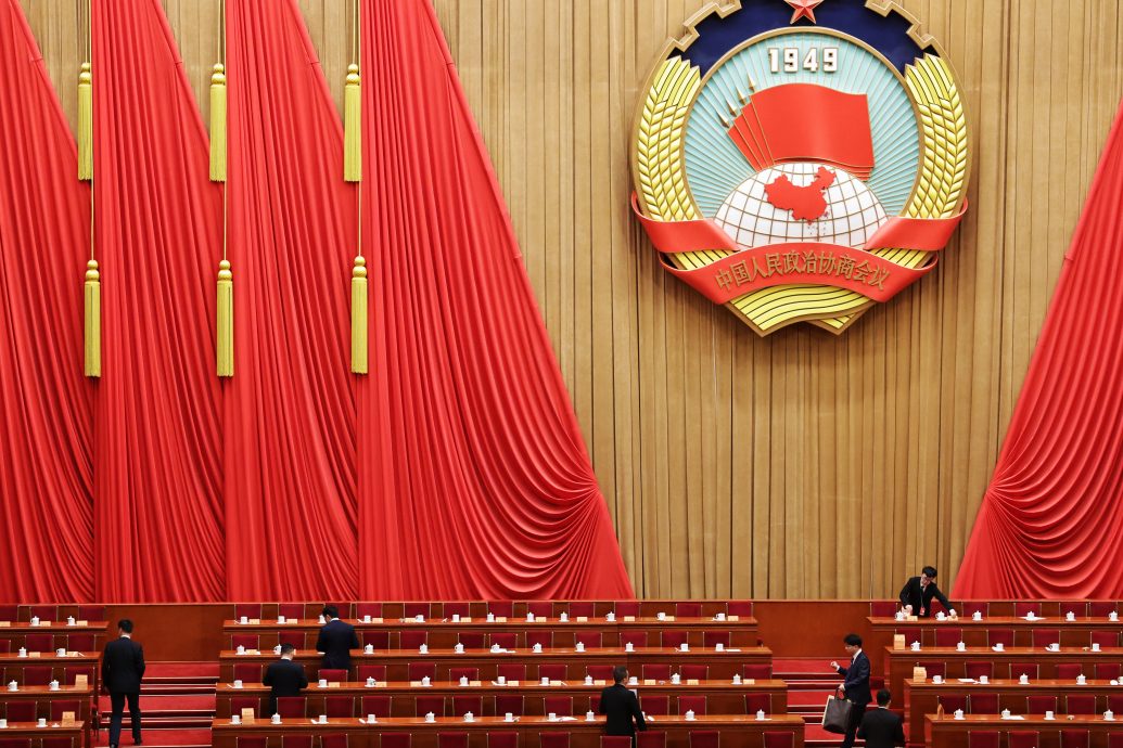 两会──人大发言人：中经济面临困难挑战，但有信心长期向好