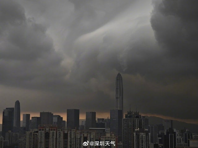 中国已进入汛期　广东多地雷雨下冰雹雹