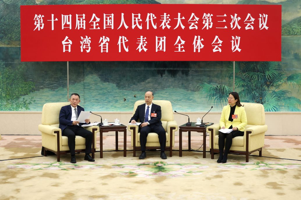 人均预期寿命达到79岁 中国将在老年人护理中引入AI