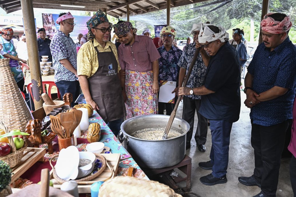全国:国家团结部通过社区调解中心,在去年解决了215个社区冲突,从而避免通过法律途径解决案件。