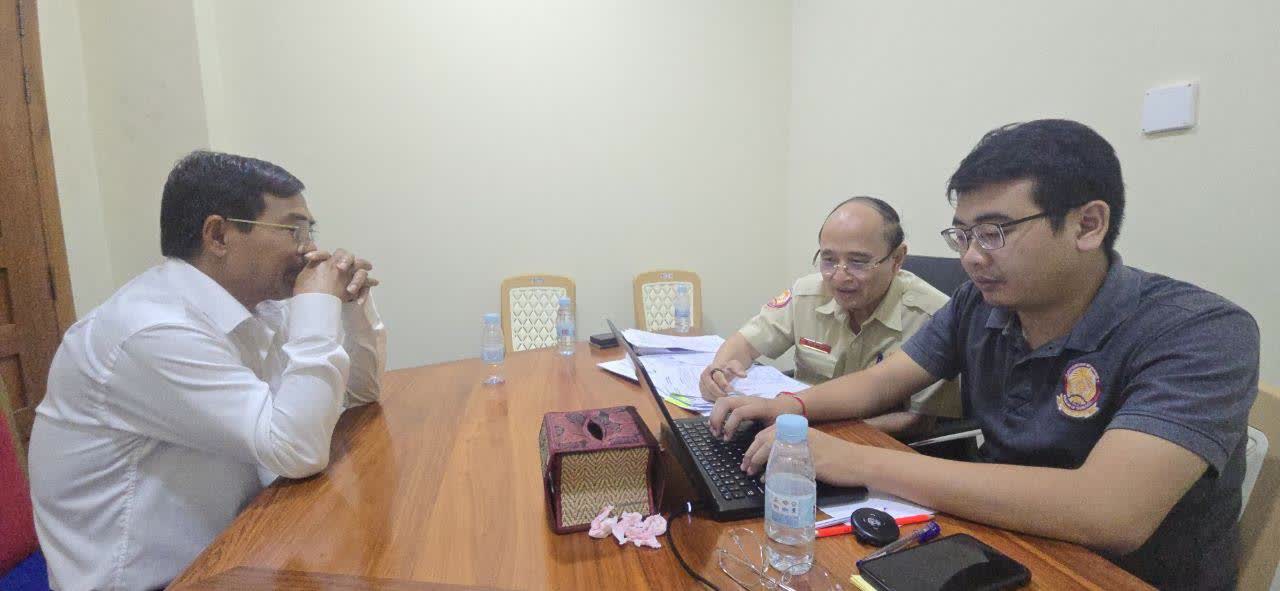 副省长和同伙伪造许可证 设局诈骗中国投资者