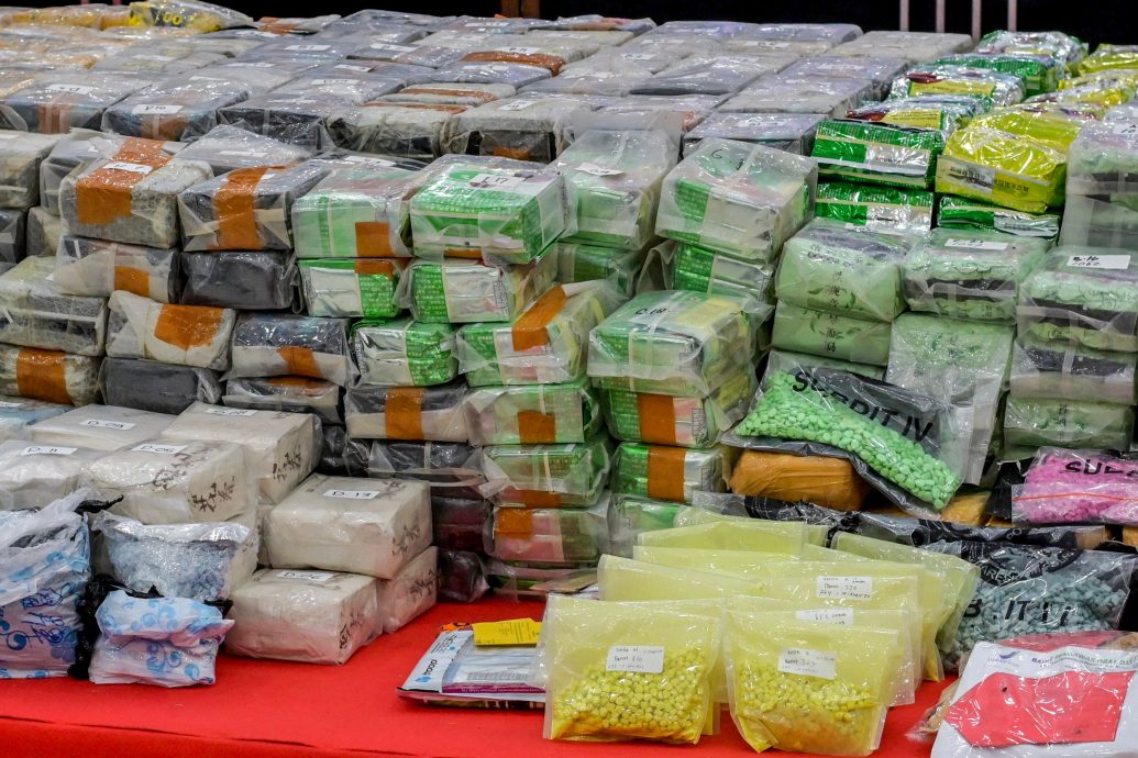 印尼查获值7.4亿毒品 近万嫌犯落网