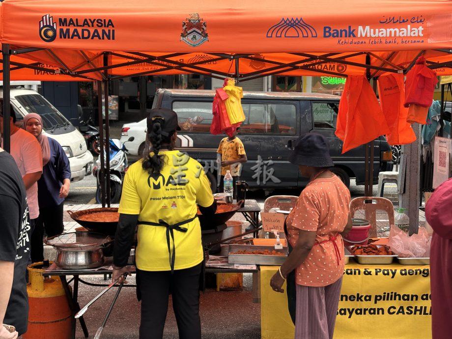 各族美食飘香 斋戒月市集呈大马多元文化