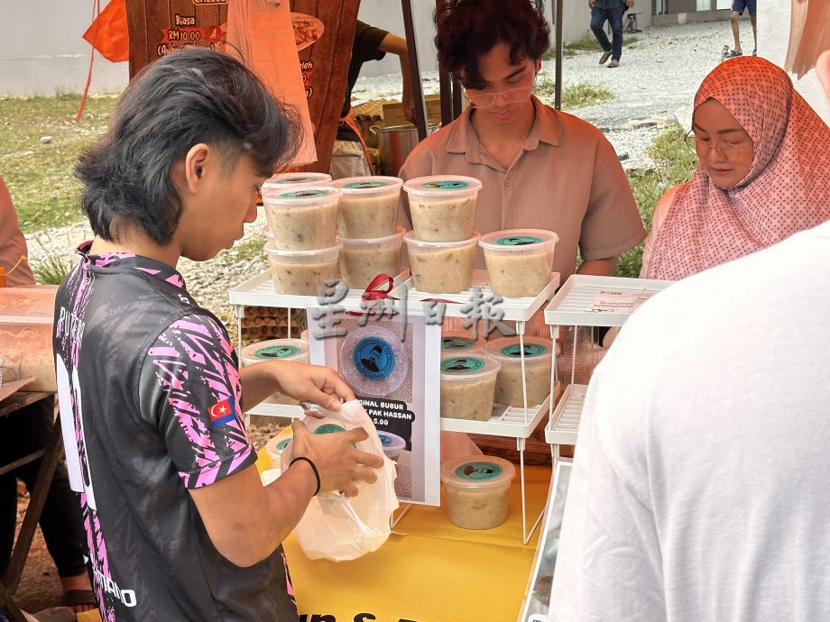 各族美食飘香 斋戒月市集呈大马多元文化
